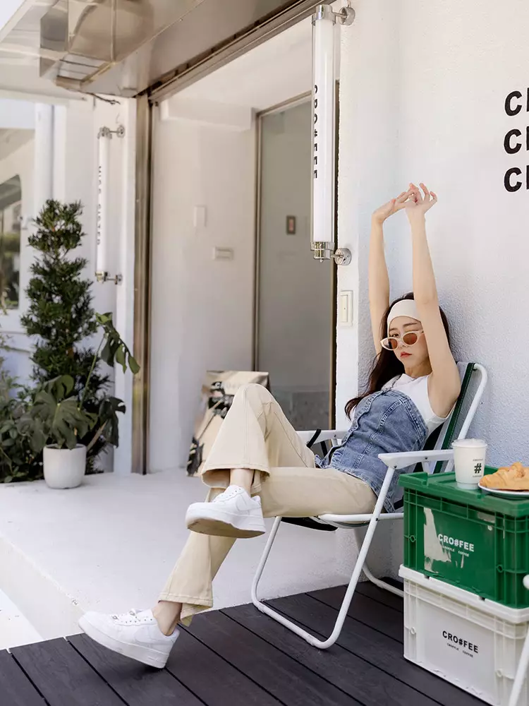 視覺細-5KG．鬆緊腰彈力炒鹽牛仔喇叭顯瘦褲薔薔款《BA7503》