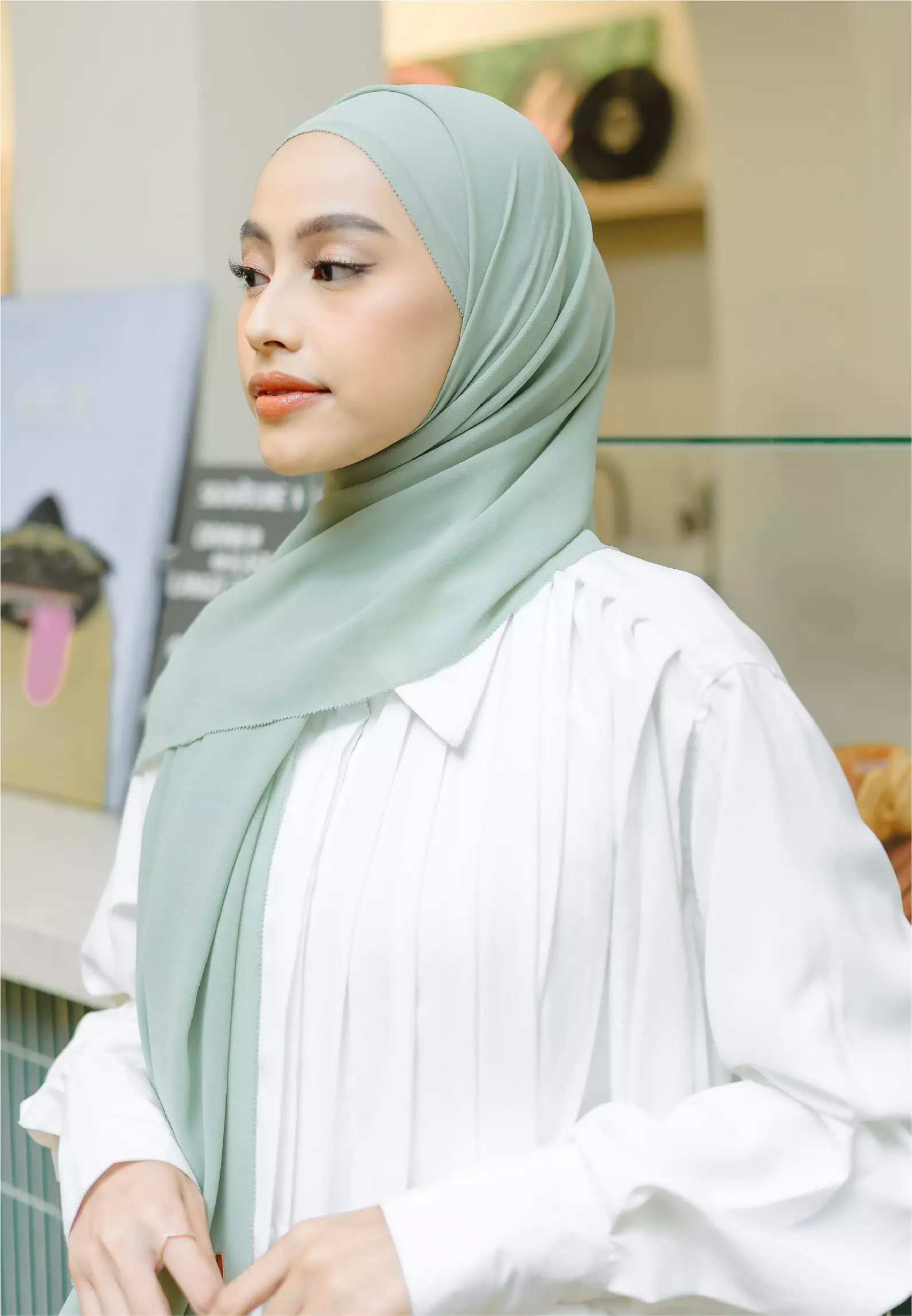 Bawal Eyelash Shawl Avocado