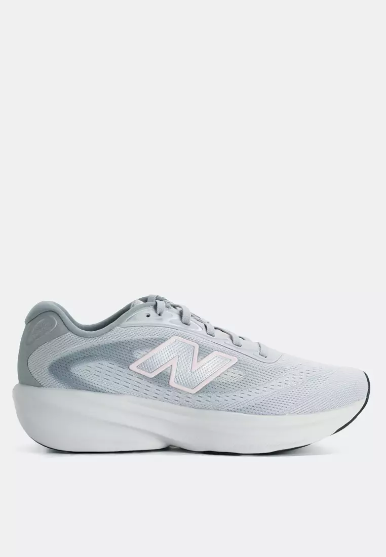 680 Performance Shoes