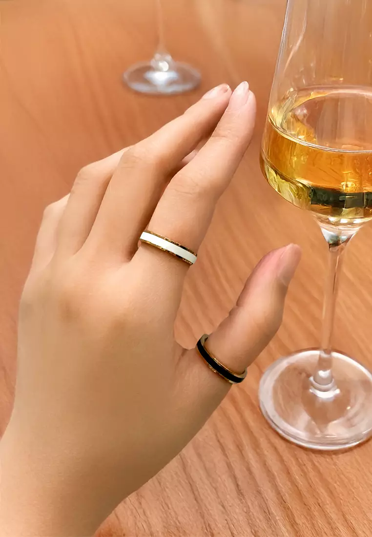 Ceres Timeless Ring White Enamel Ring in Rose Gold