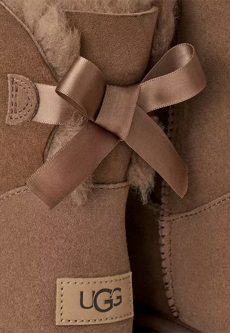 Women's Mini Bailey Bow II Classic Boot - Rocky Oak (1016501-RYK)