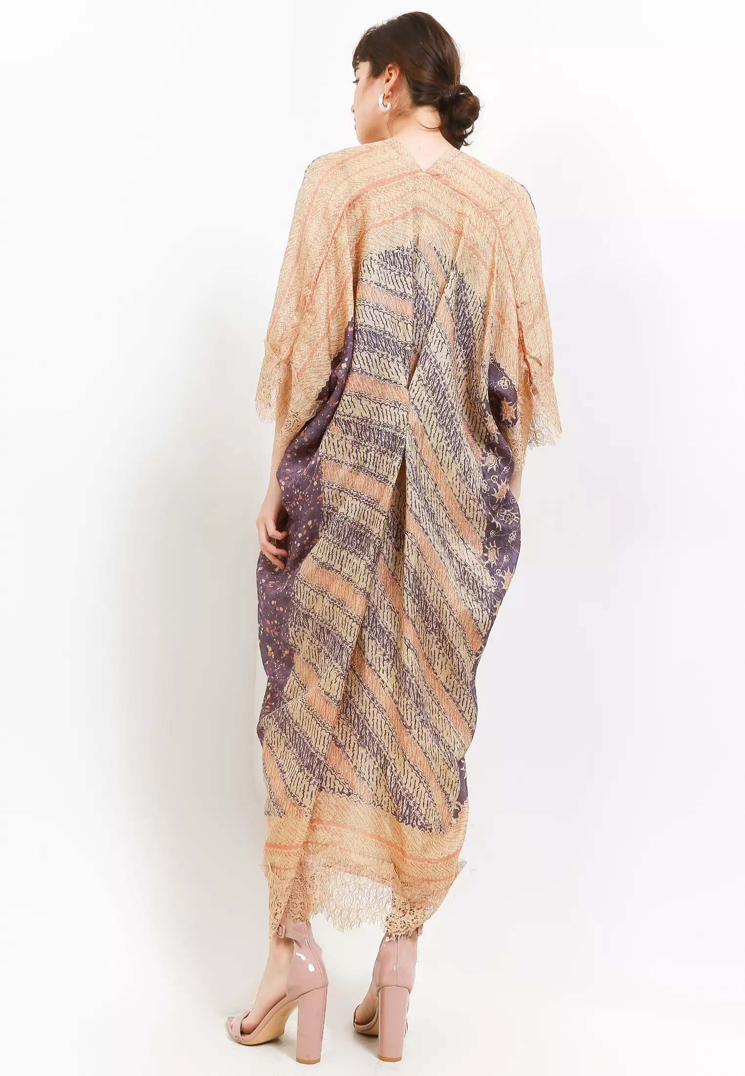 Kaftan Fawnia Batik Cap Viscose-Grey
