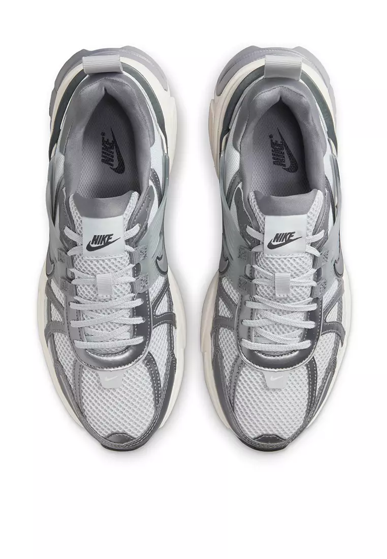 V2K Run Shoes with Reflective Accents