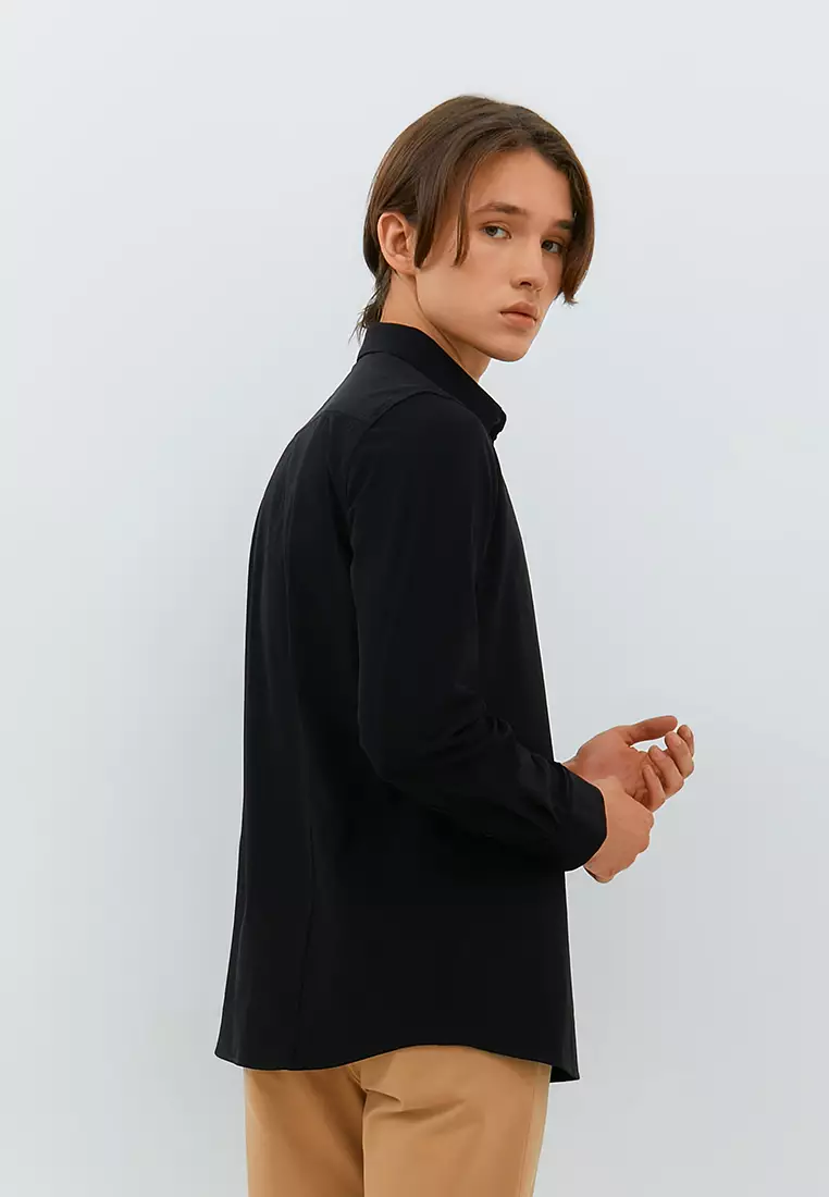 Jobb Beverly Kemeja Pria Lengan Panjang Slim Fit Hitam