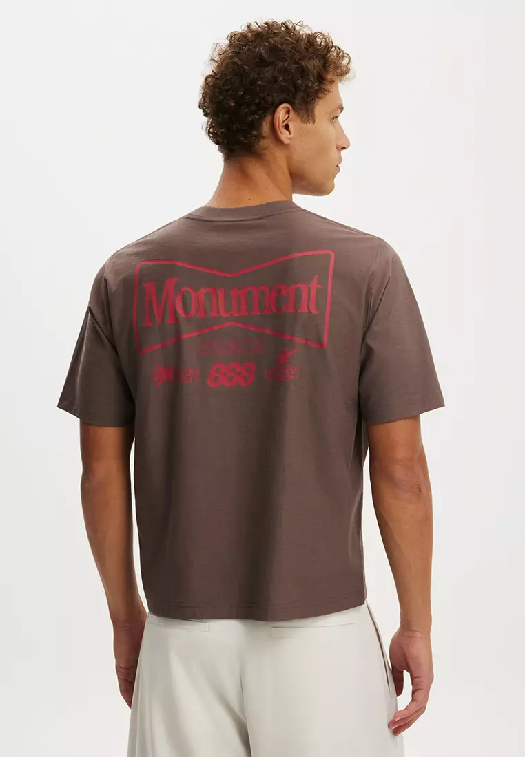 Cropped Fit Graphic T-Shirt