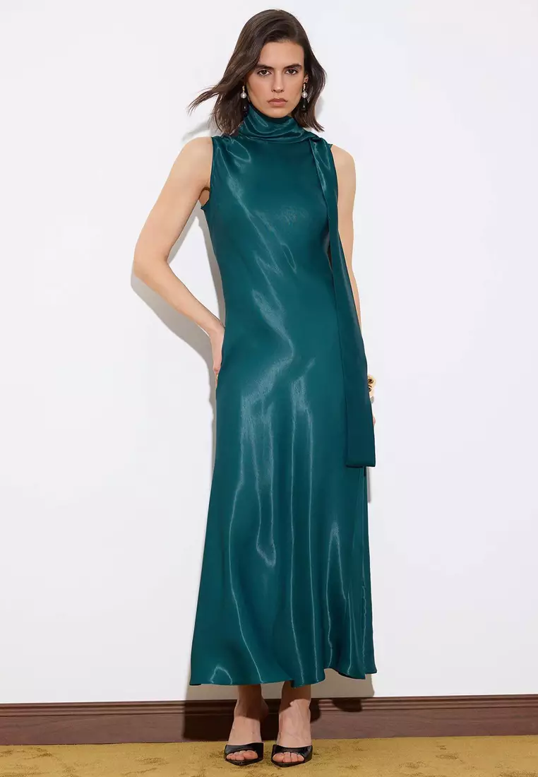 emerald green dress with scarf Trendyol Detailed Satin Midi Stylish/Evening Tprss26El29 2026 | Buy Trendyol Online olive top Size:20 34/35 Captivating Pastel Pink Lace Strapless dress Jorina is a striking