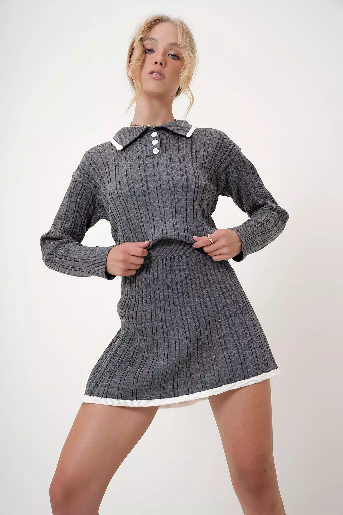 Polo Collar Knitwear Sweater and Skirt Set
