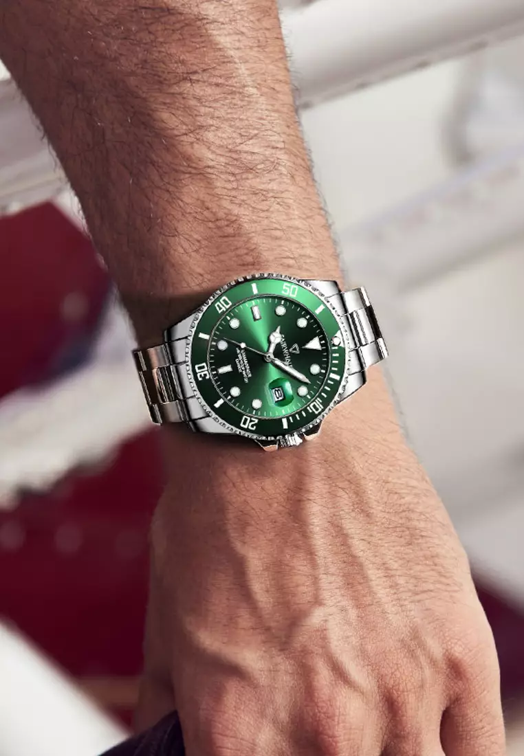 Unisex Stainless Steel Quartz Diver Watch, Black Dial, 40mm, Stainless Steel Bracelet