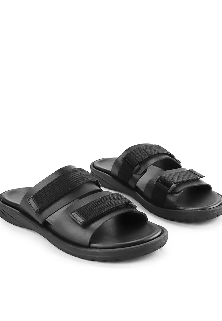 Ryan Sandal