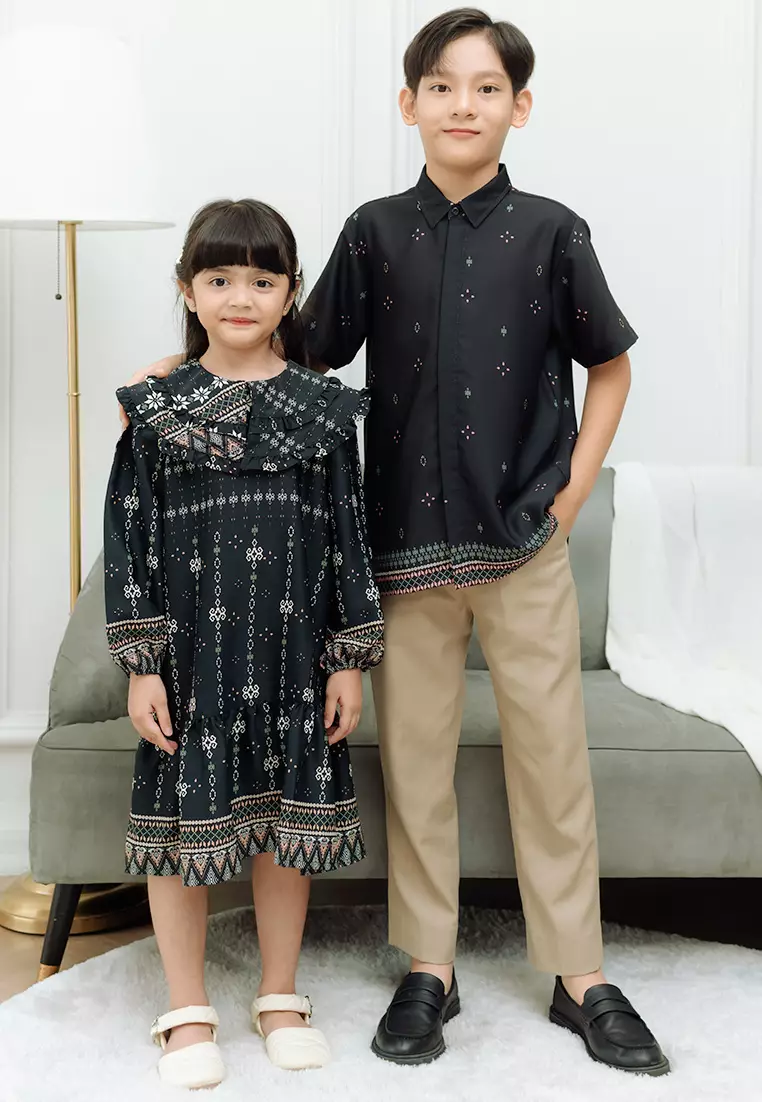 SARIMBIT LISYARA GIRLS