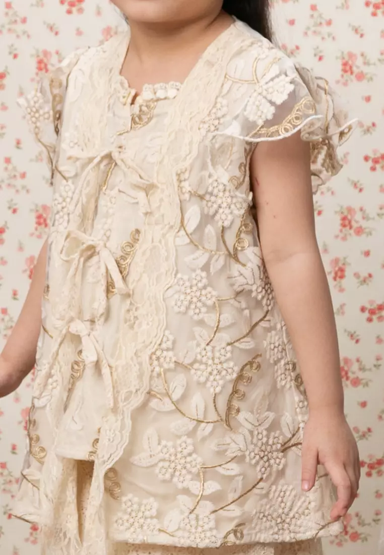 RAISHA LACE KEBAYA SET