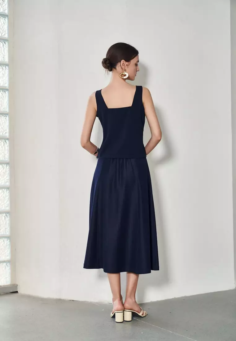 G2000 Bow Front Sleeveless Top