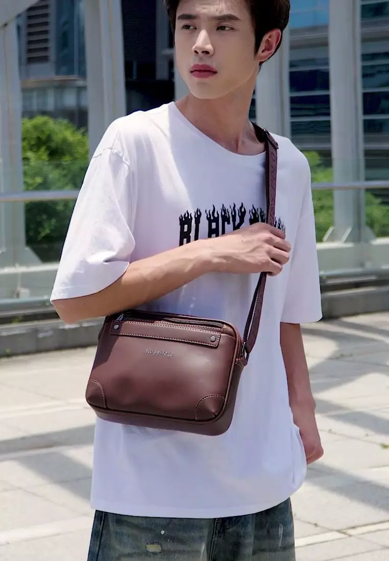 Men's Sling Bag / Crossbody Bag (Tas Selempang Pria) - Cokelat