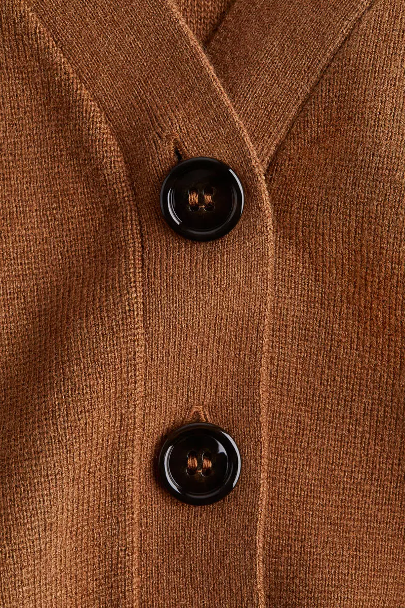 Knitted cardigan