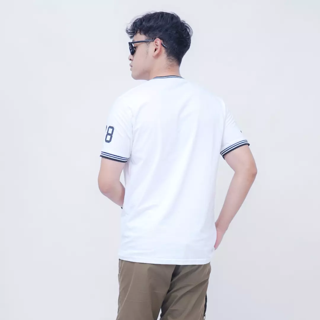 Ryusei Kaos Pria Yokohama White