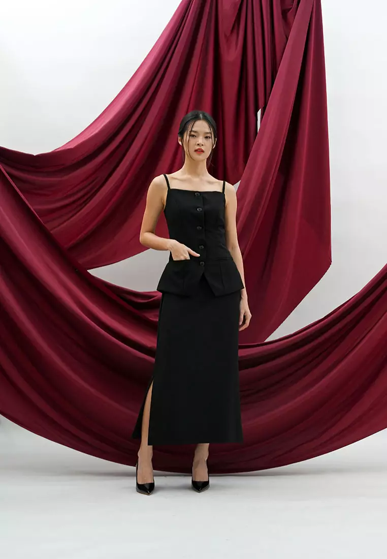 Ody Front Button Tank in Black