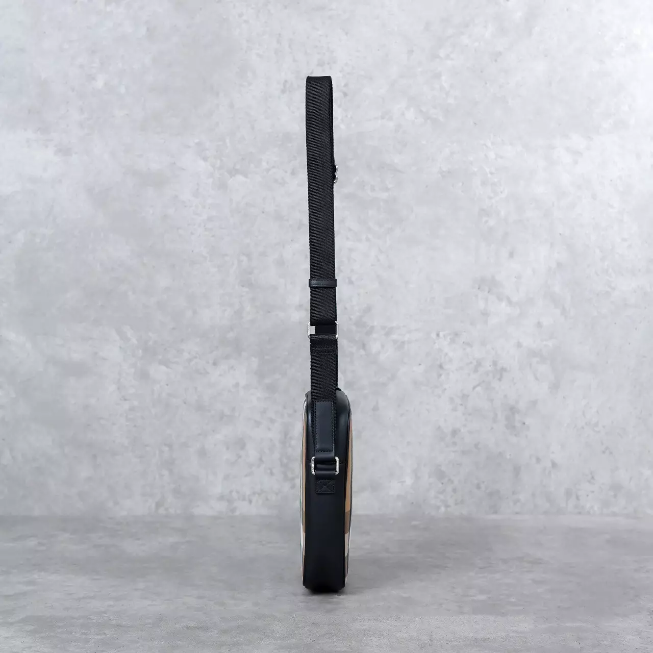 Tas BURBERRY CHECK CAMEL SS24 BLACK SLING BAG 100% ORIGINAL