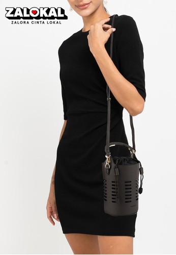 Jual Les Catino Trudy Bucket Crossbody Bag S Original ...