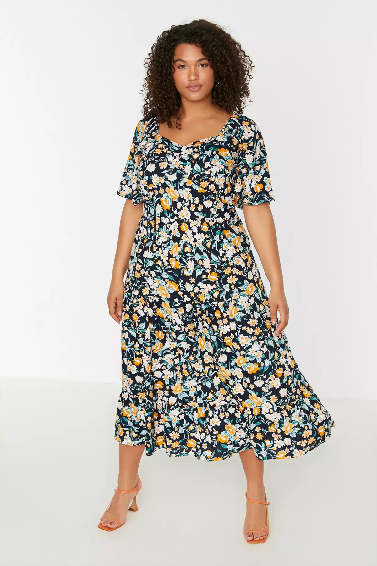 Plus Size Floral Tiered Detail Dress