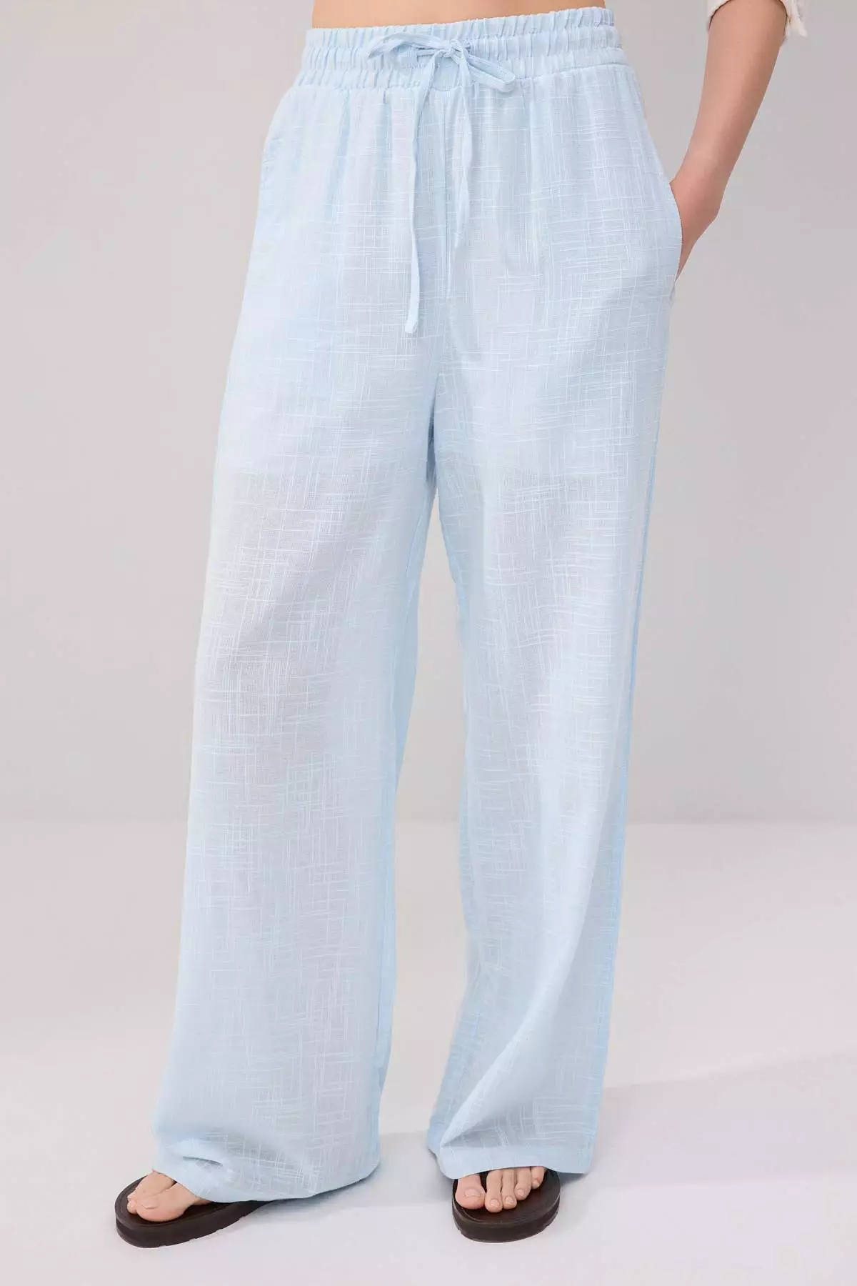 Blue Linen Look Wide Leg Shorts With Lining And Elastic Waistband Twoss25Pl00121