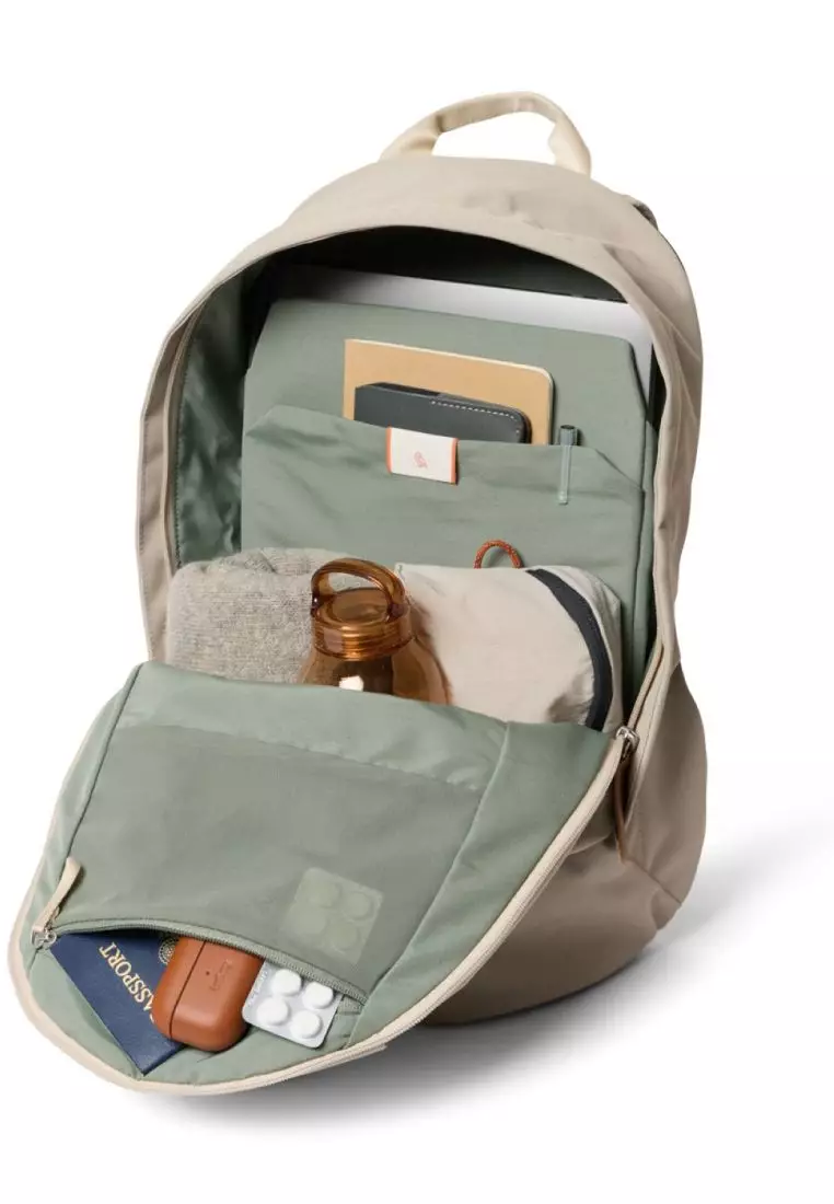 Bellroy Classic Backpack (Third Edition) - Tahini