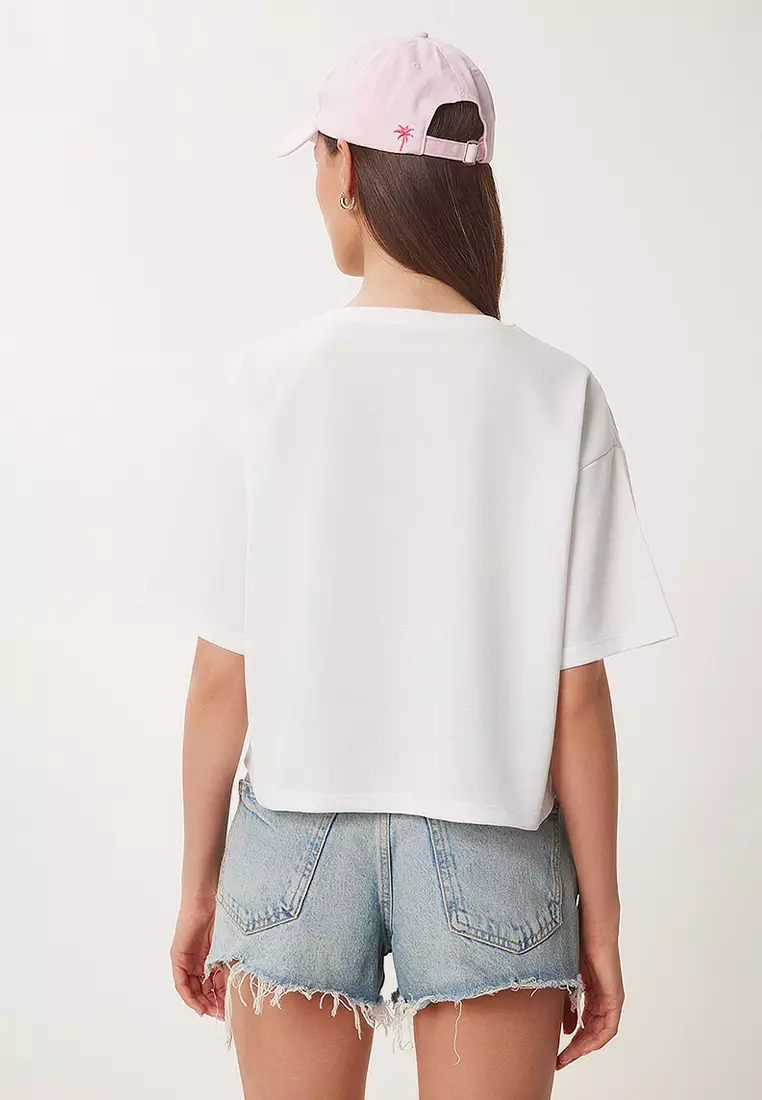 Crew Neck Embroidery T-Shirt