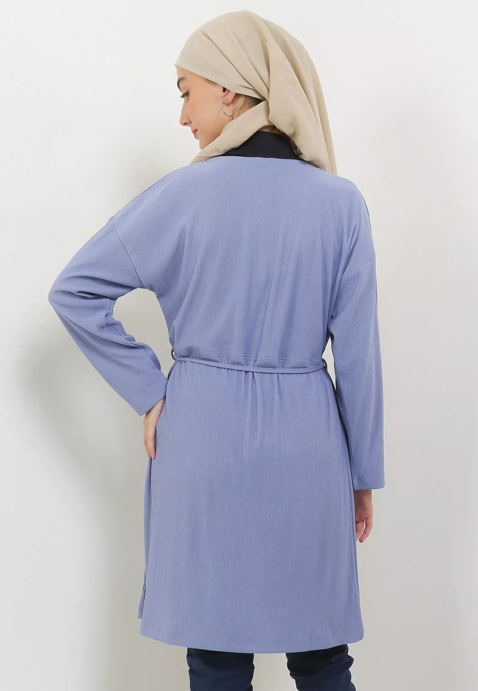 MFMW Oktaviani Outer Cardigan Biru