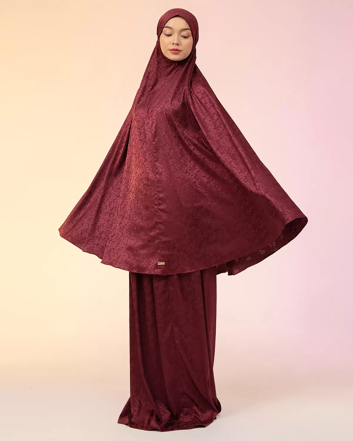 Najla Prayer Set Burgundy