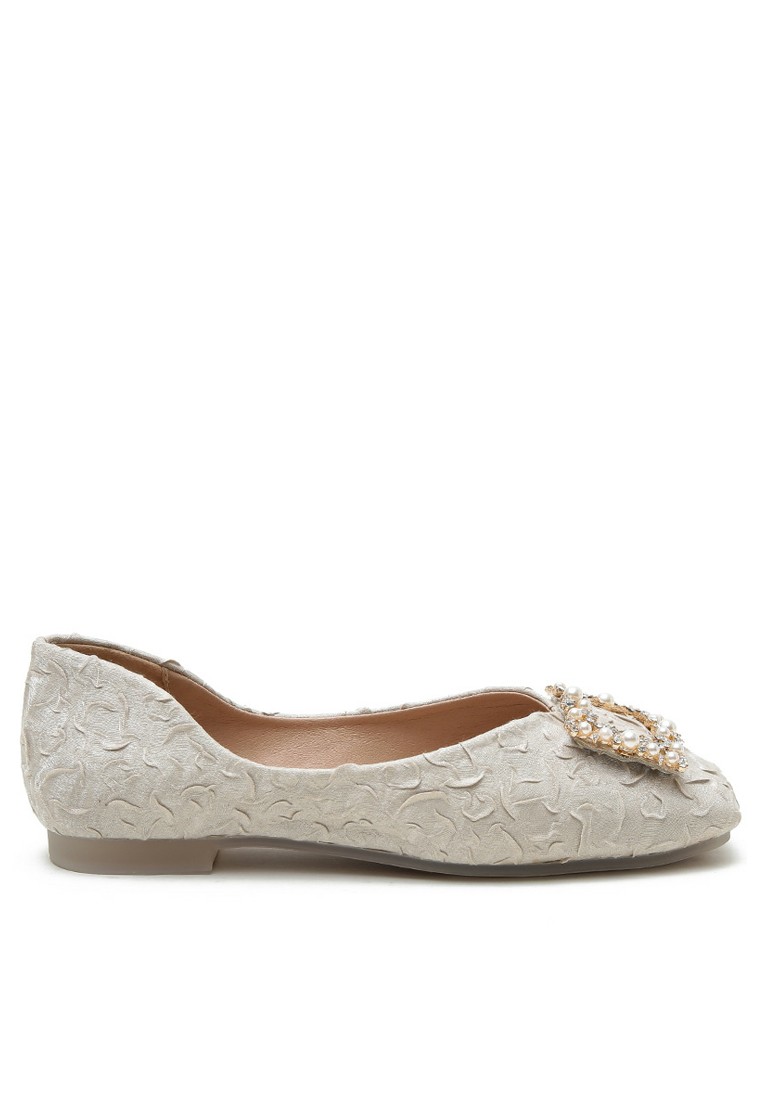 Pearl Buckle Pleated Ballerinas YLT555-12