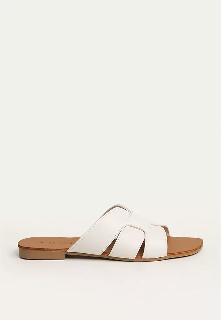 Discount on Penshoppe  shoes - SKU: Women's Leather Slip-On Sandals