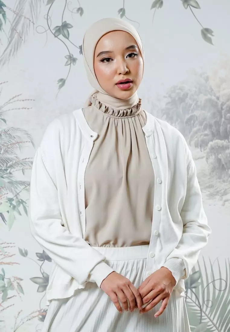 CELY Blouse Sleeveless Sand - Atasan Wanita Wudhu Friendly - Bahan Soft Polyester