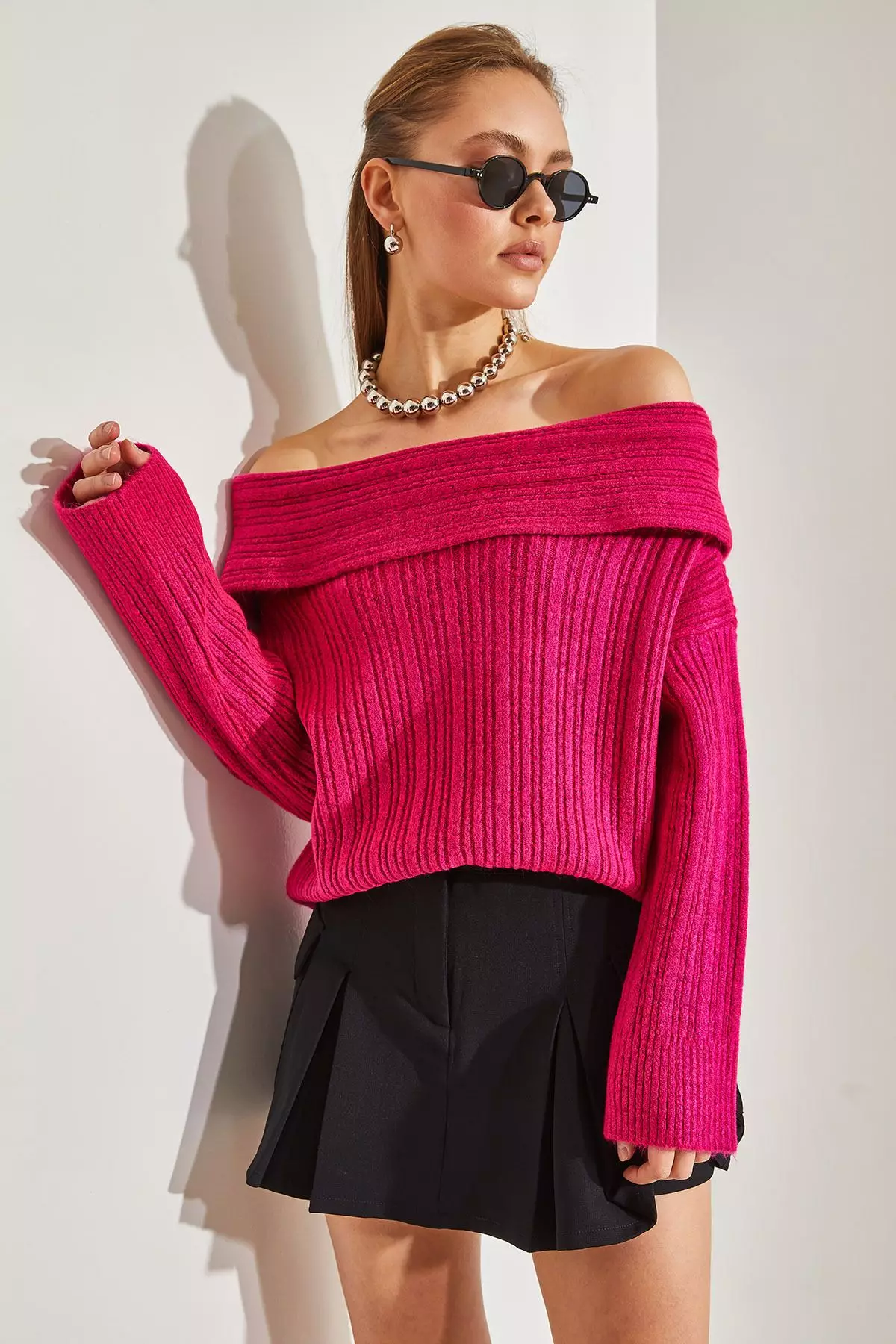 Women's Ruffle Collar Sweater
