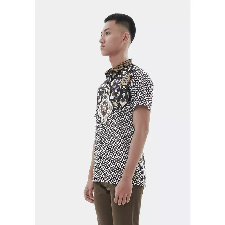 MANZONE Kemeja Batik Lengan Pendek - AGRA