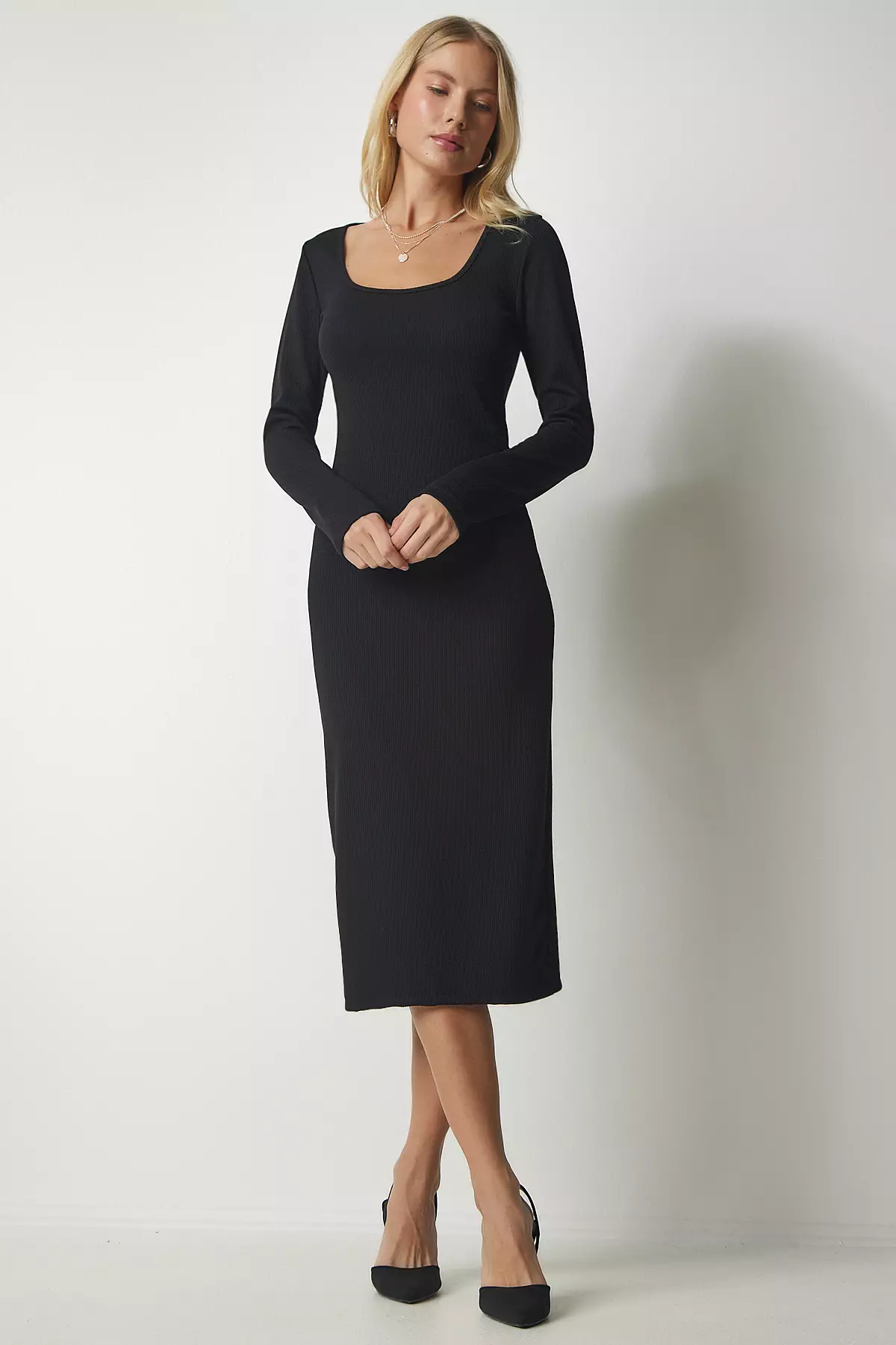 Black Deep U Neck Midi Camisole Dress