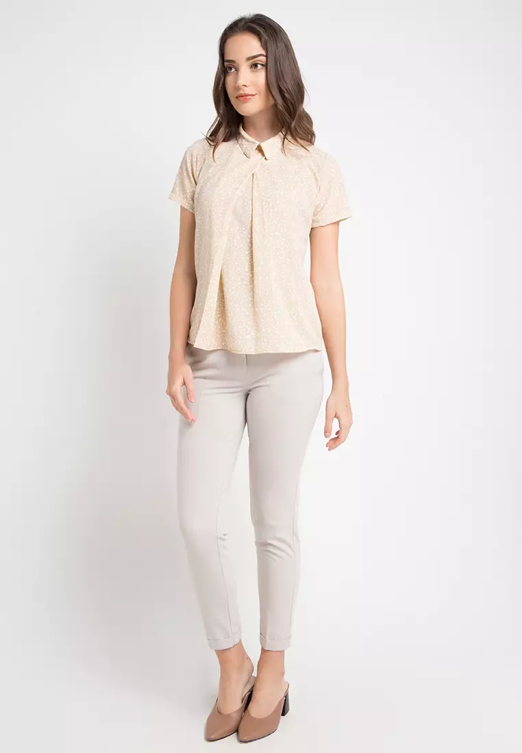Ginny Blouse In Cream Dot