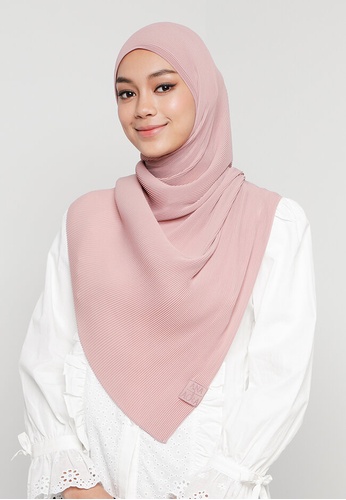 ANA & AORA ANA Pleated Shawl | ZALORA Malaysia