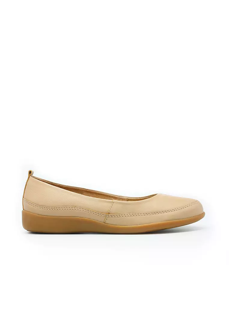 Discount on Bibo  shoes - SKU: Emma Leather Slip-Ons