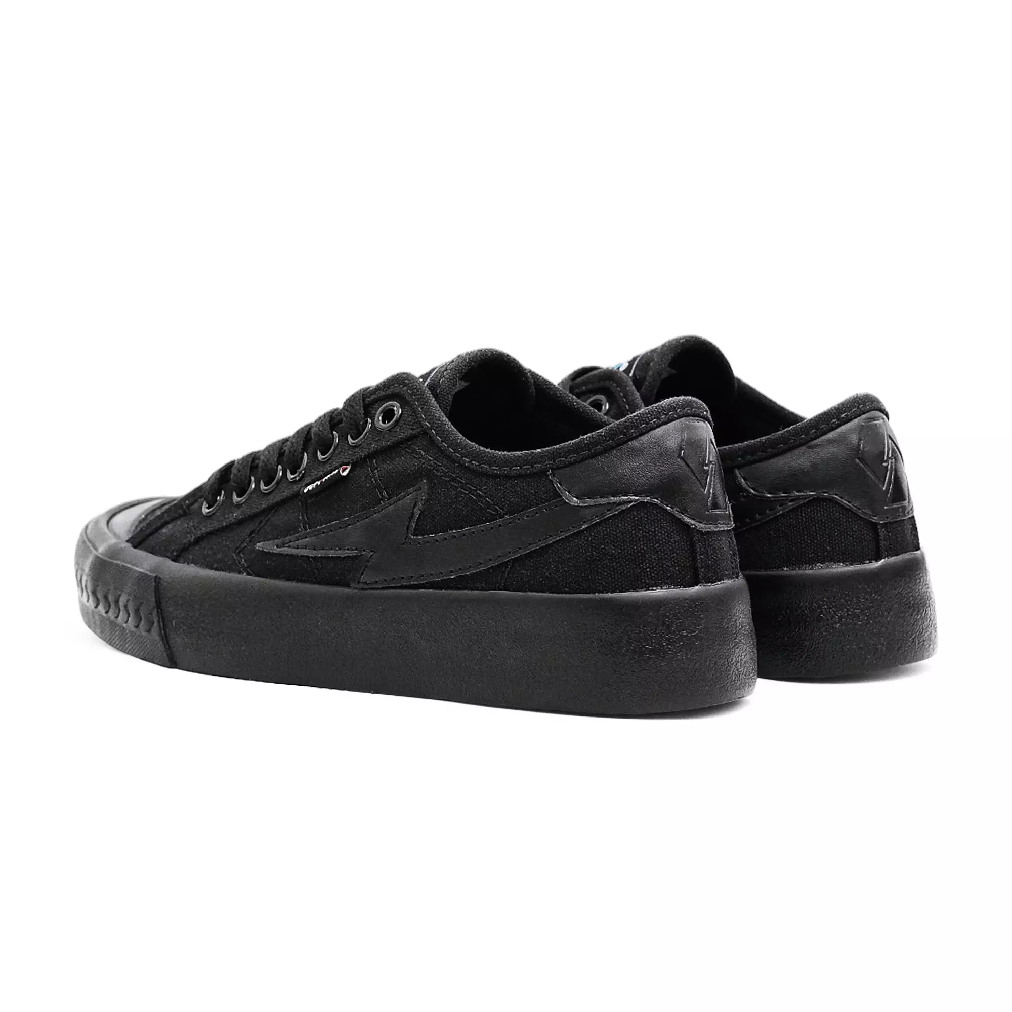 SABA Titan All Black - Sneakers Casual Pria Wanita