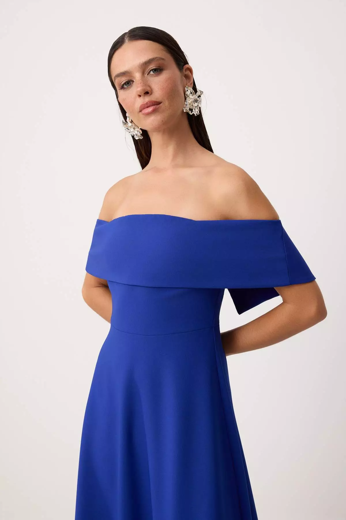 Saks Straight Skirt With Open Waist, Woven Finike Midi, Unlined, Stylish/Evening Dress