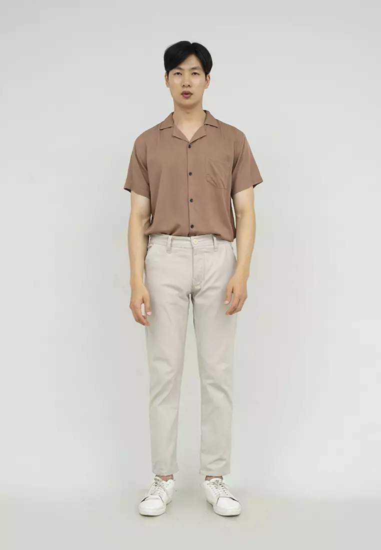 Kemeja bowling shirt pria lengan pendek coklat muda houseofcuff