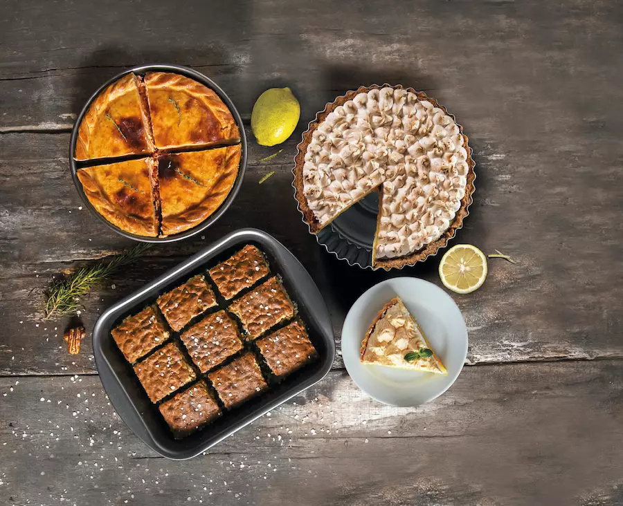 Quiche pan with removable bottom shop