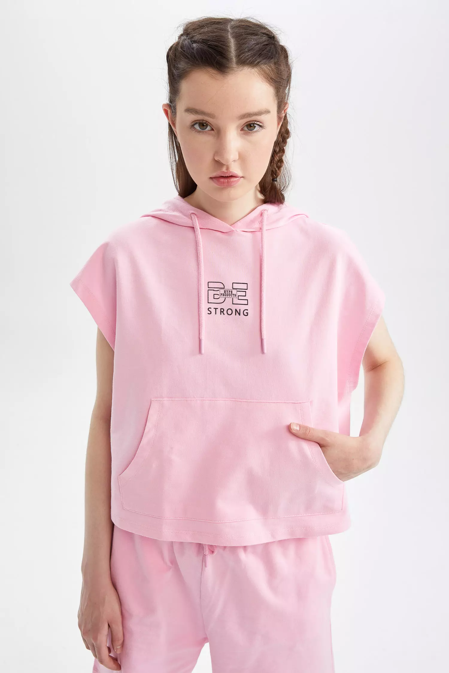 Buy DeFacto Regular Fit Sleeveless Kangaroo Pocket Cotton Hoodie Online