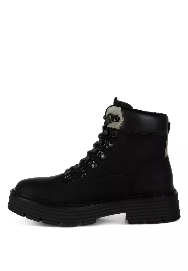 Sepatu Bot Hangat Tebal Bertali Warna Hitam