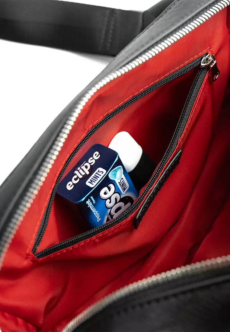 Maverick & Co. Manhattan Leather Sling Bag Black