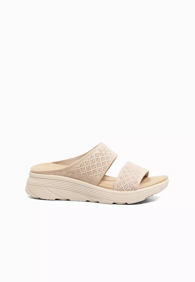 Discount on CLN  shoes - SKU: Melody Wedge Slides