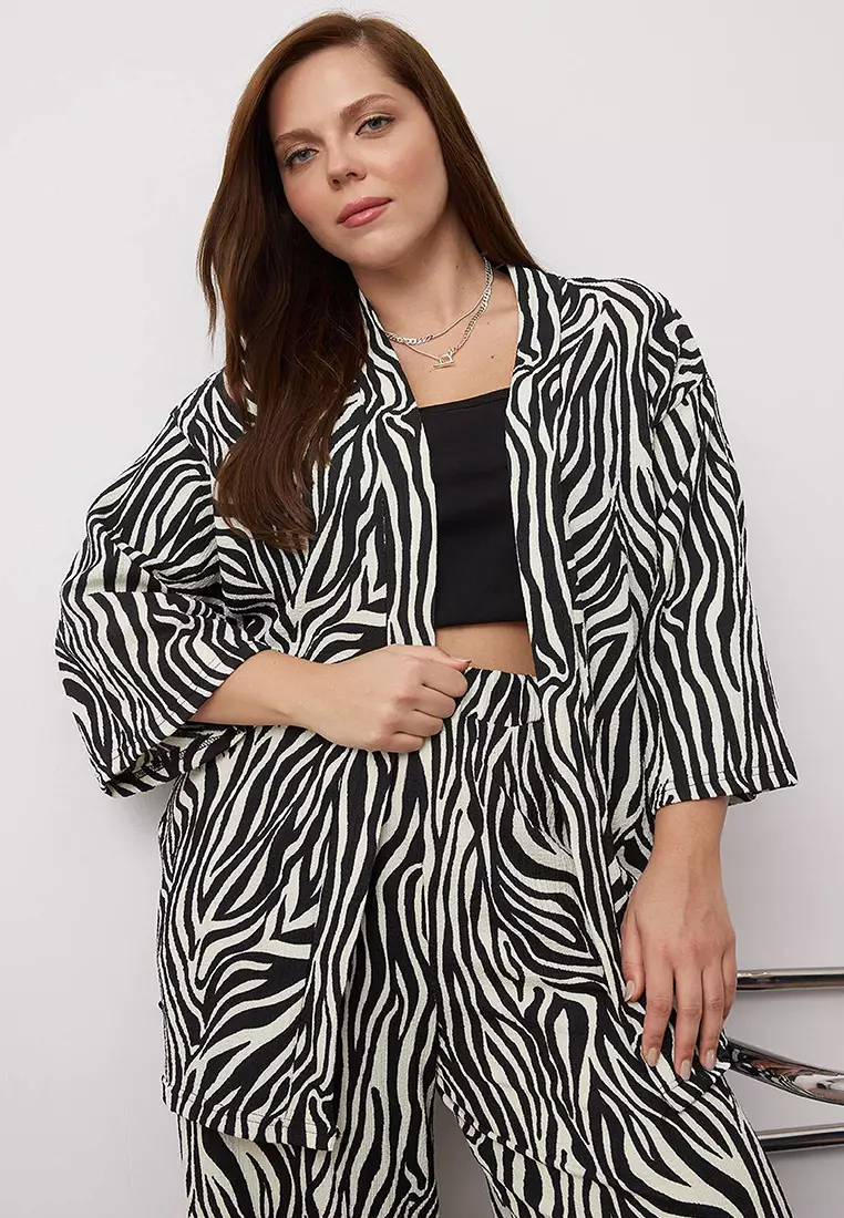 Black Printed Relaxed Fit Stretchy Kimono Knitted Plus Size Bottom-Top Set
