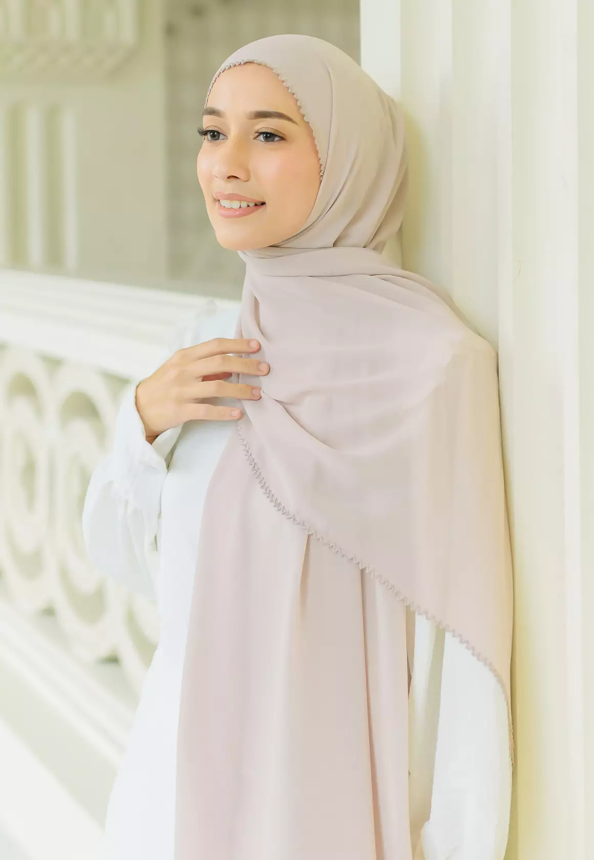 Ziza Shawl Light Cream