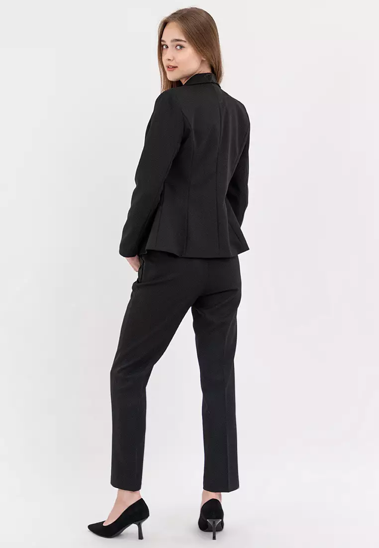 Chic Suit Blazer with Pants
