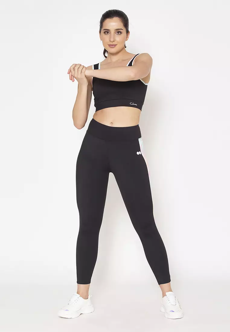 Buy Clovia Black Solid Polyester Sports Bra Online at Best Prices