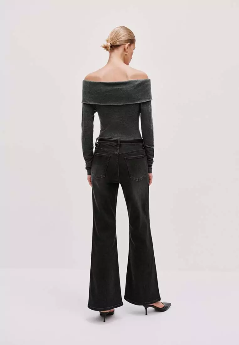Draped Off-Shoulder Fine Knit Long Sleeve Slim Fit Top